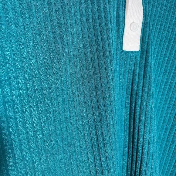 Ouku Men's Shirt Size XL Short Sleeve Turquoise White Trim Golf Casual NWT - Picture 2 of 6